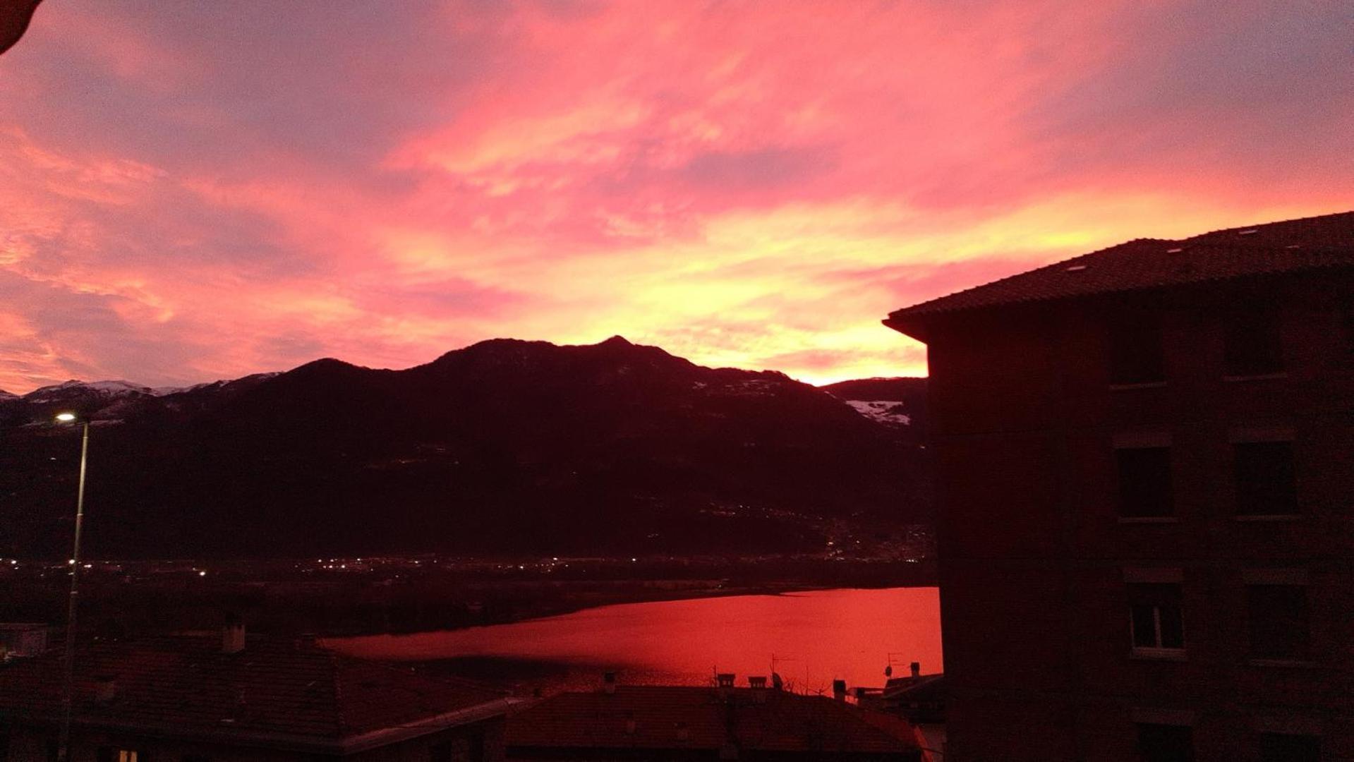 Casa Vacanze Valvendra Lovere Esterno foto